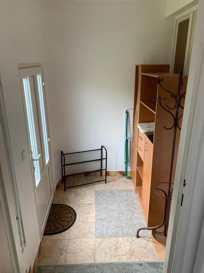 Privat Zelezny Brod Apartment Ngoại thất bức ảnh